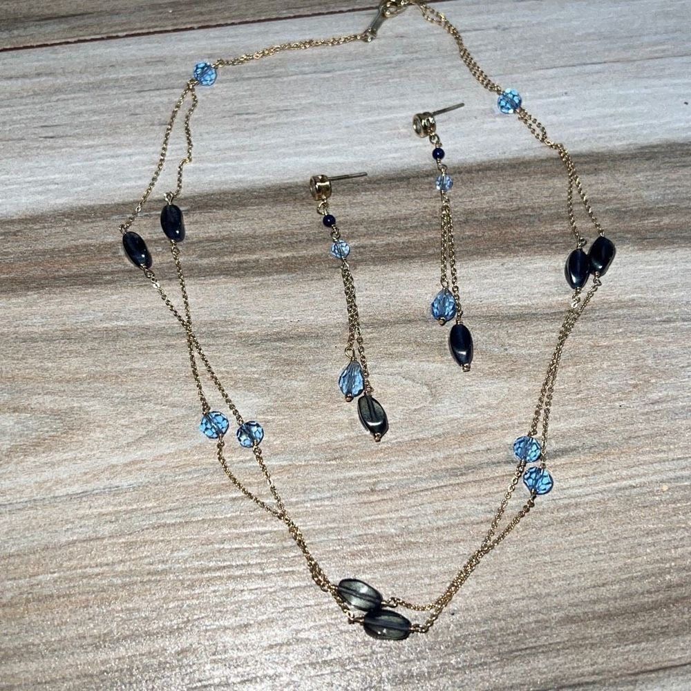 Nice Company Necklace And Earrings Set In Gold Tone With Blue Beads New In Box